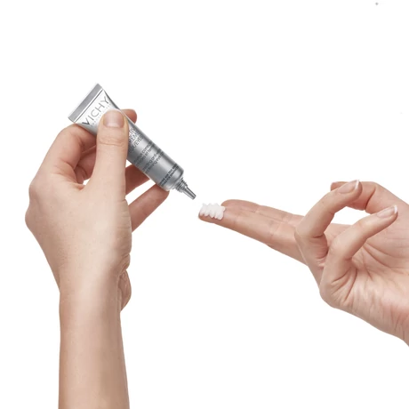 VICHY LIFTACTIV SUPREME RÁNCTALANÍTÓ-SZEMFESZESÍTŐ ARCKRÉM  15ML