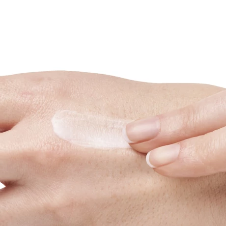 VICHY LIFTACTIV SUPREME RÁNCTALANÍTÓ-SZEMFESZESÍTŐ ARCKRÉM  15ML